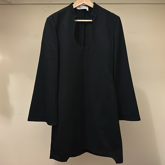 New Yves Saint Laurent runway wool crescent scoop neck bell sleeve mod minidress - Picture 9 of 16
